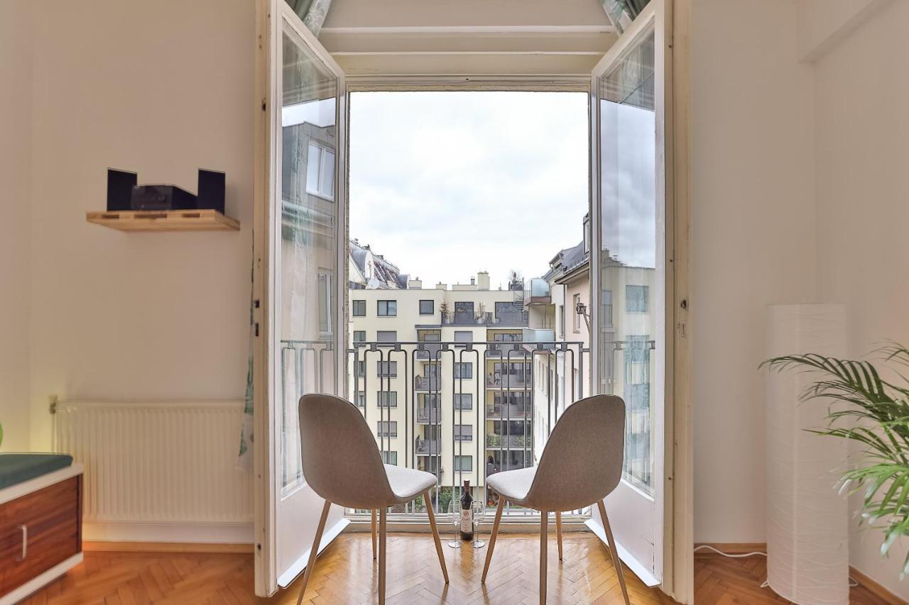 Apartament French Balcony - 45M² - Szeneviertel Wiedeń Zewnętrze zdjęcie