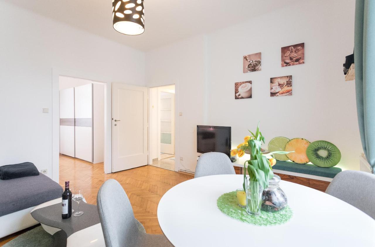 Apartament French Balcony - 45M² - Szeneviertel Wiedeń Zewnętrze zdjęcie
