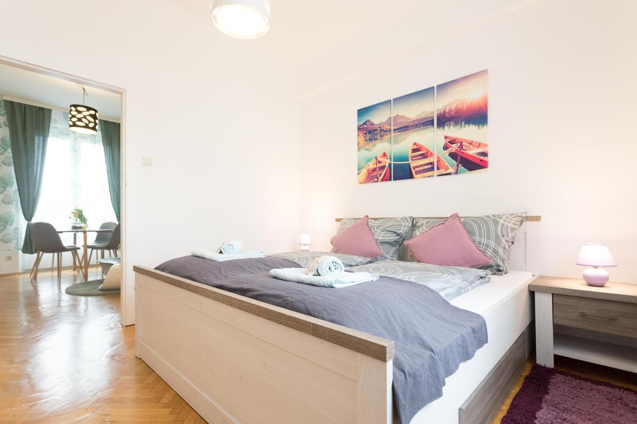 Apartament French Balcony - 45M² - Szeneviertel Wiedeń Zewnętrze zdjęcie