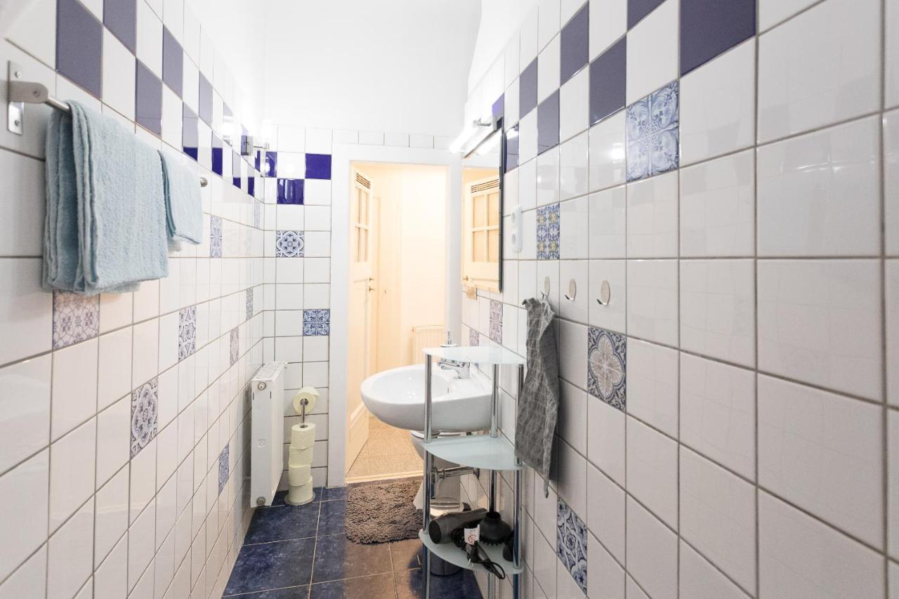 Apartament French Balcony - 45M² - Szeneviertel Wiedeń Zewnętrze zdjęcie