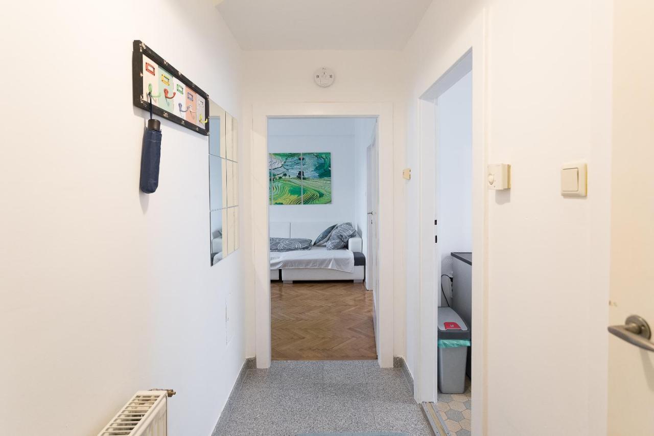 Apartament French Balcony - 45M² - Szeneviertel Wiedeń Zewnętrze zdjęcie