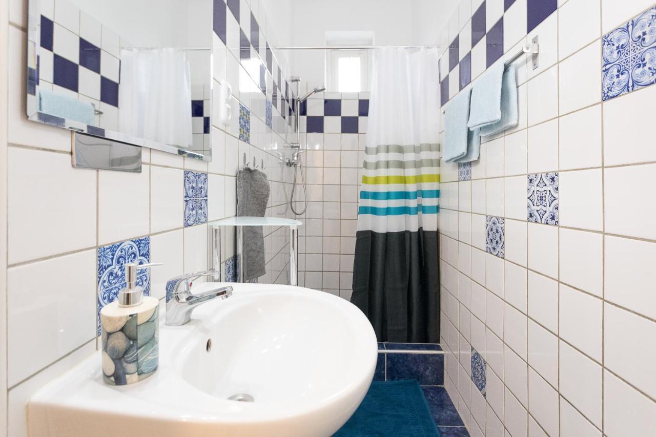 Apartament French Balcony - 45M² - Szeneviertel Wiedeń Zewnętrze zdjęcie