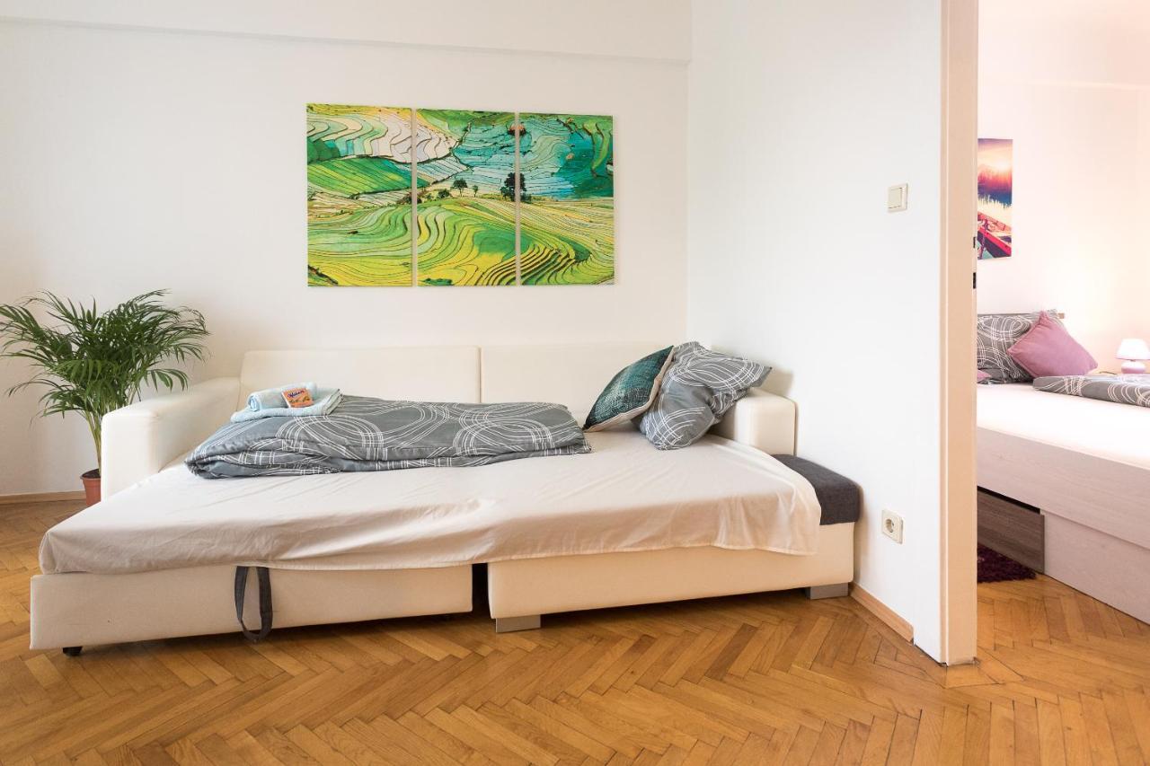 Apartament French Balcony - 45M² - Szeneviertel Wiedeń Zewnętrze zdjęcie